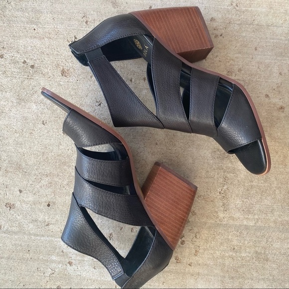 ISOLA | Rona Caged Black Leather Bootie Heels 10 - Picture 4 of 9